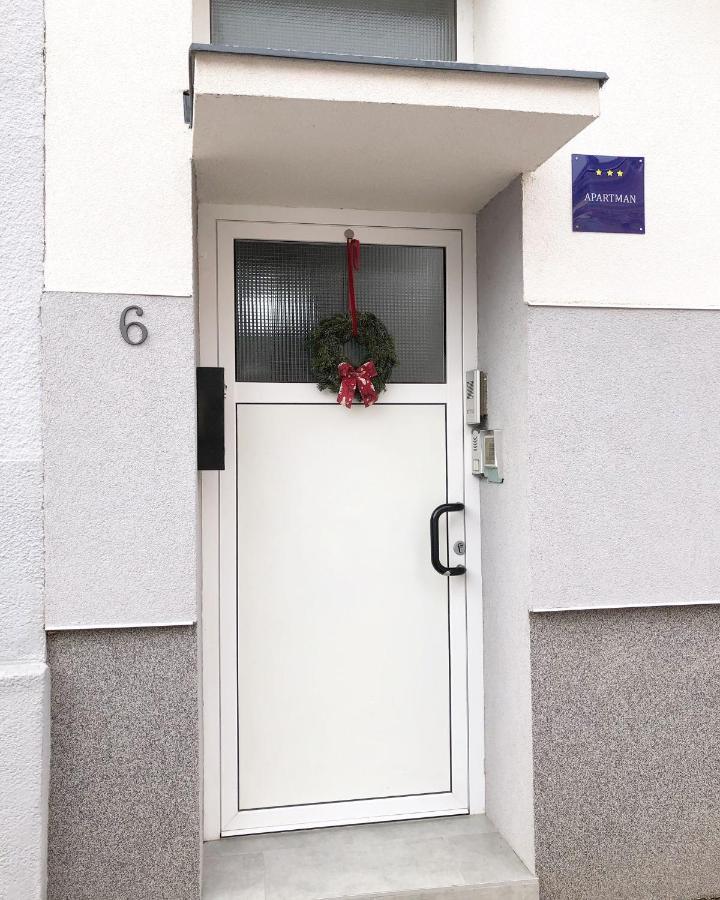 Apartman Bloom Осиек Экстерьер фото