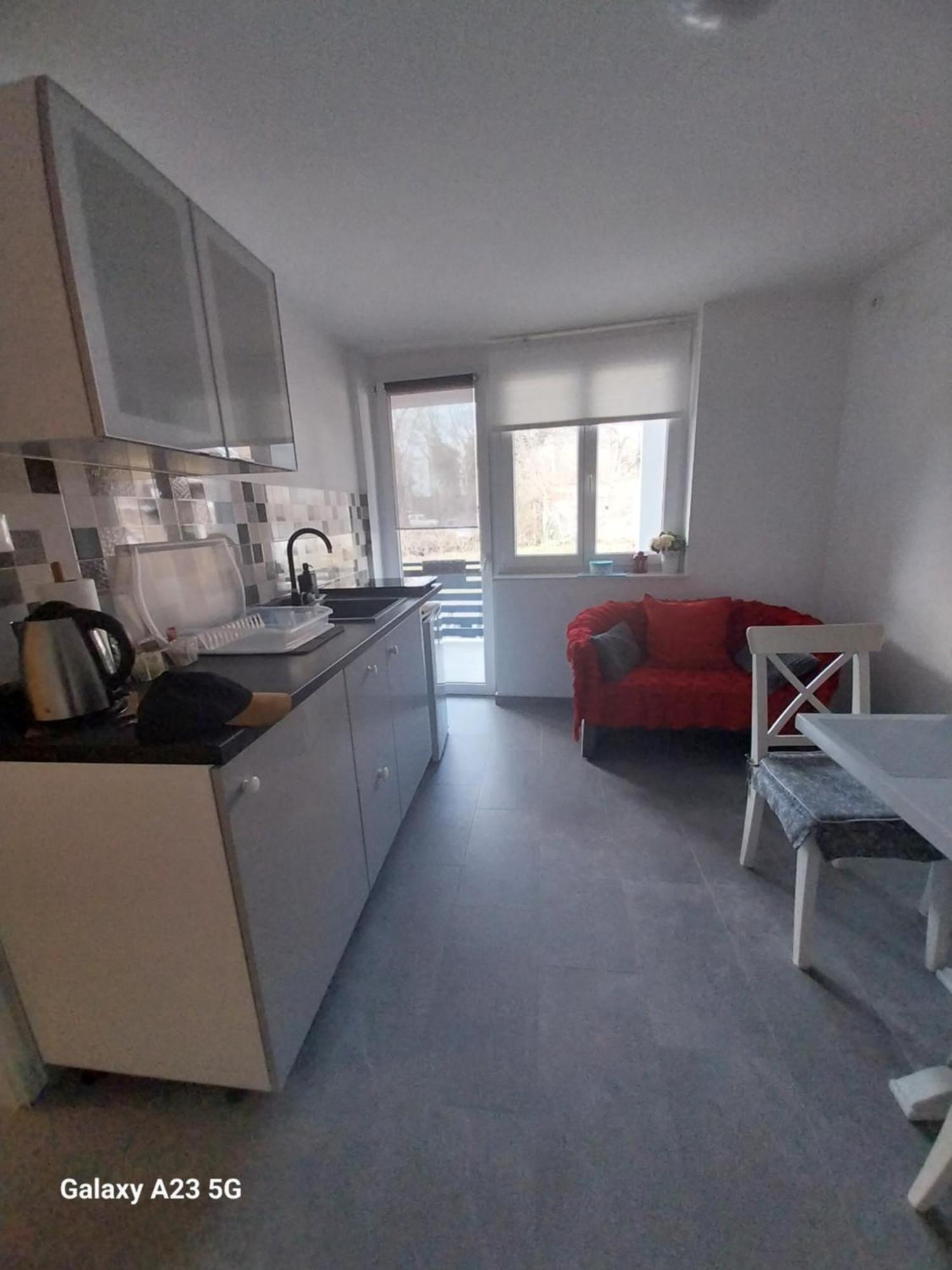 Apartman Bloom Осиек Экстерьер фото