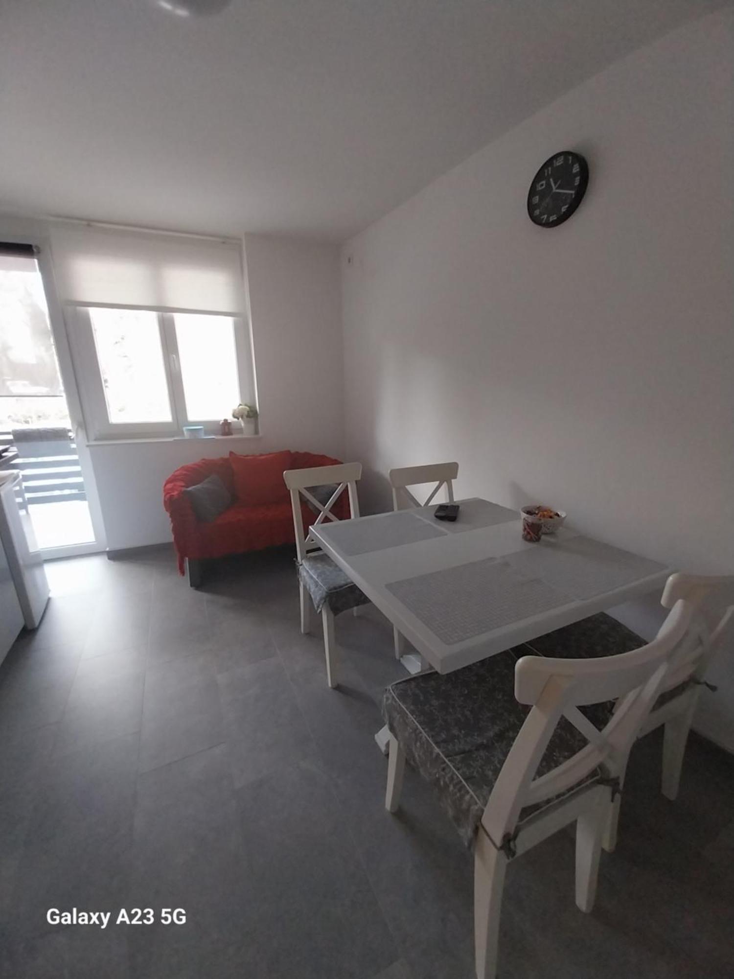 Apartman Bloom Осиек Экстерьер фото